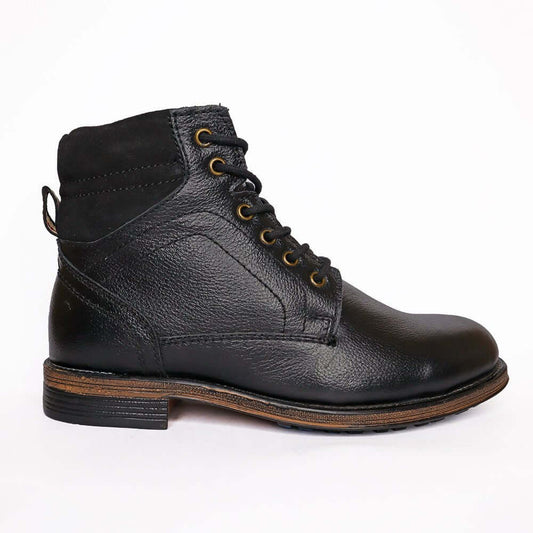 COMFITOES BLACK LEATHER BOOTS - Comfitoes Footwear Pvt. Ltd.